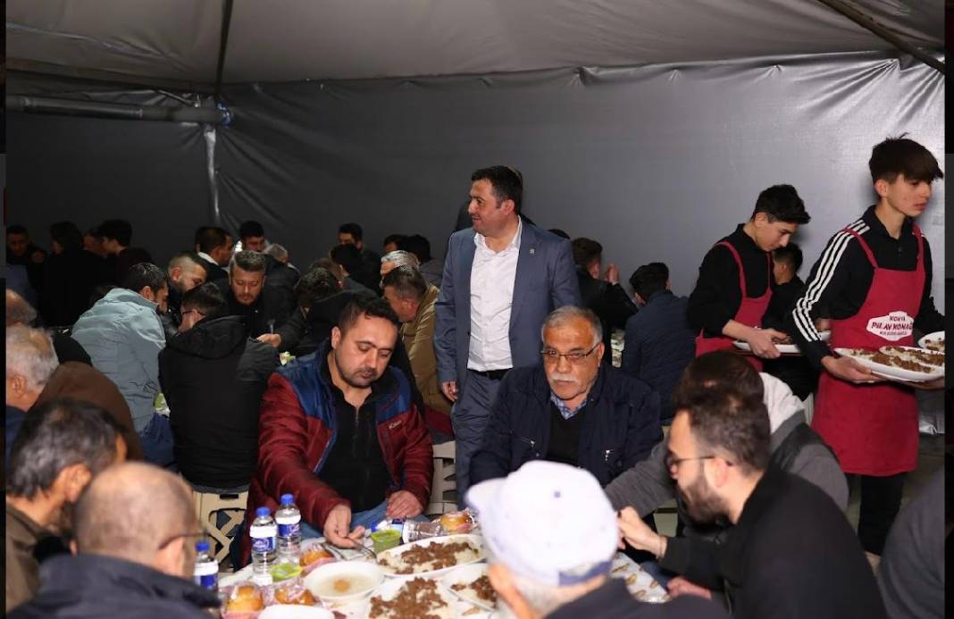 Tenekeciler Odası iftarda buluştu 4